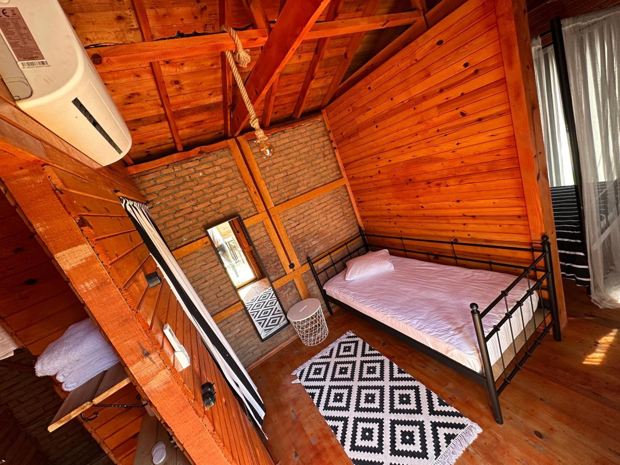Bed and Breakfast Otantik Tas Ev Dalaman Zewnętrze zdjęcie