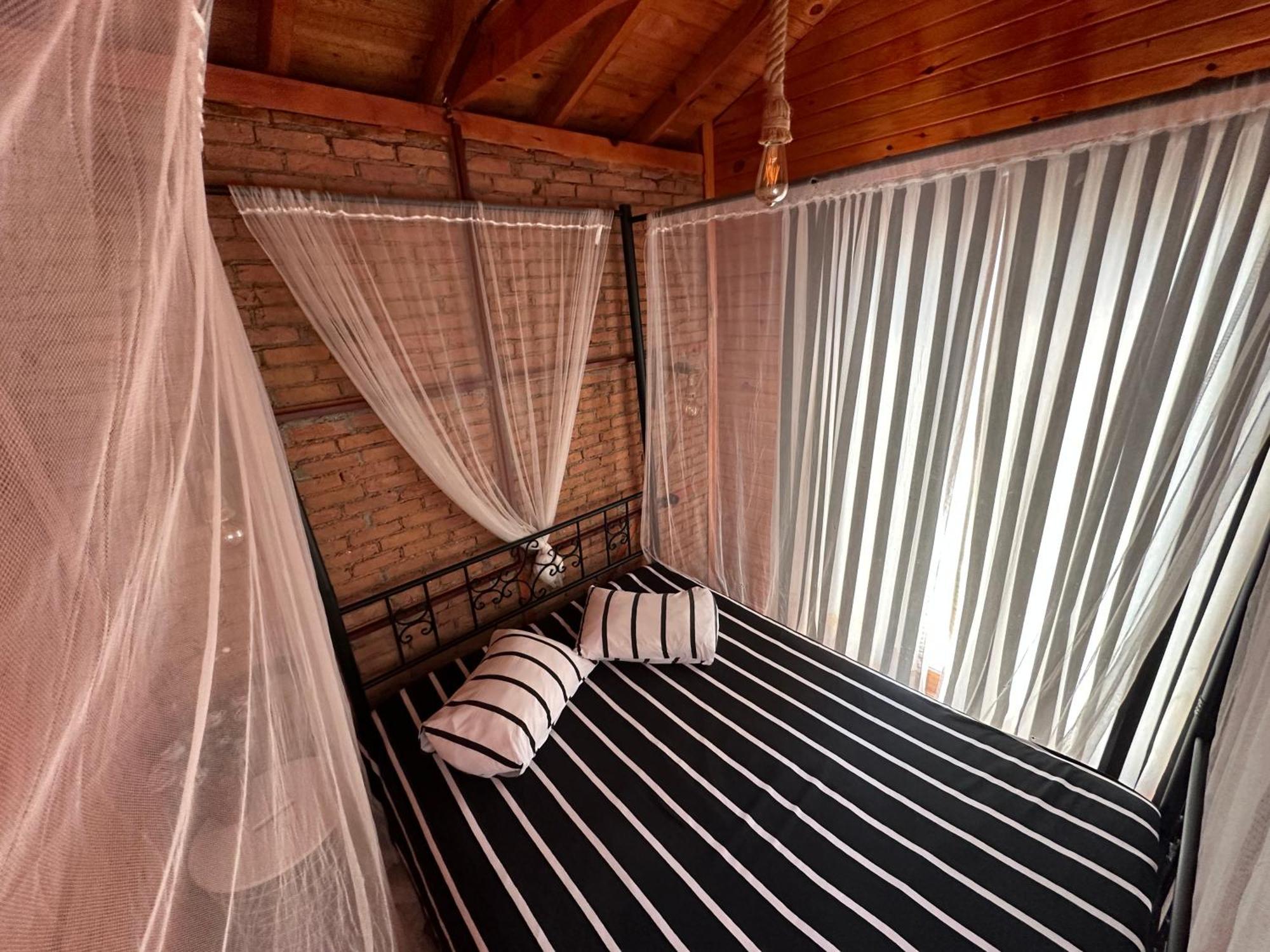 Bed and Breakfast Otantik Tas Ev Dalaman Zewnętrze zdjęcie