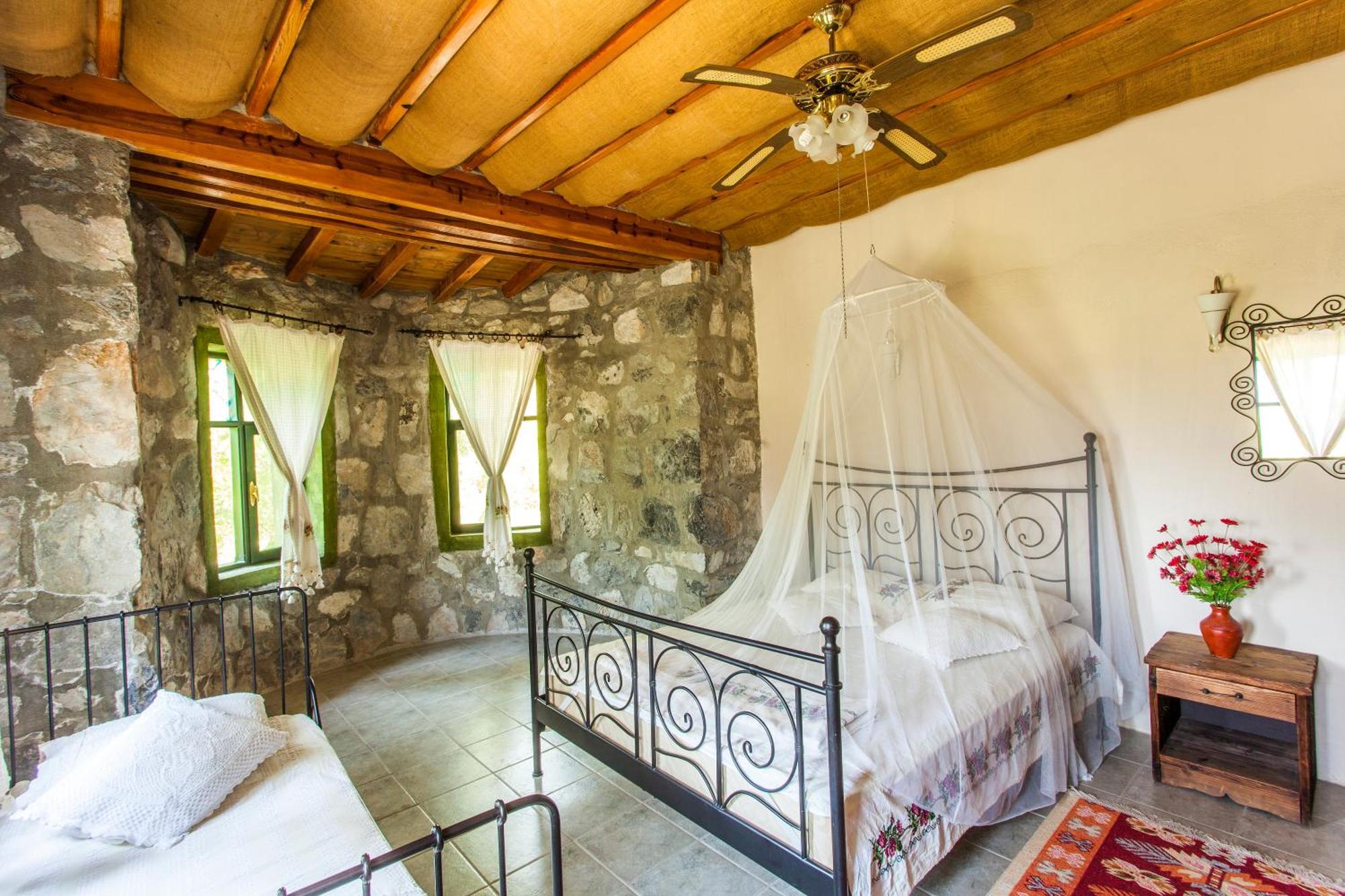 Bed and Breakfast Otantik Tas Ev Dalaman Zewnętrze zdjęcie