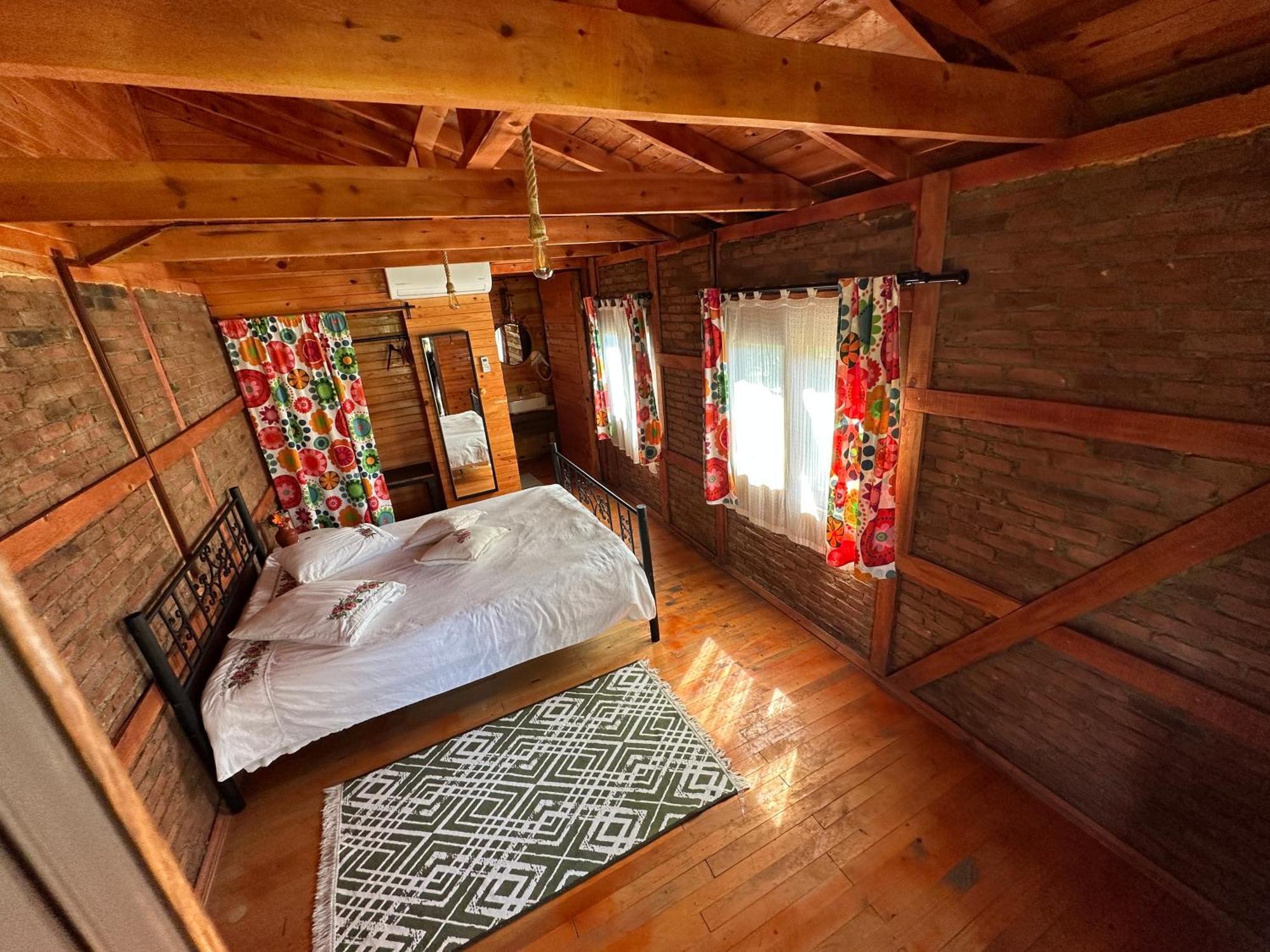 Bed and Breakfast Otantik Tas Ev Dalaman Zewnętrze zdjęcie