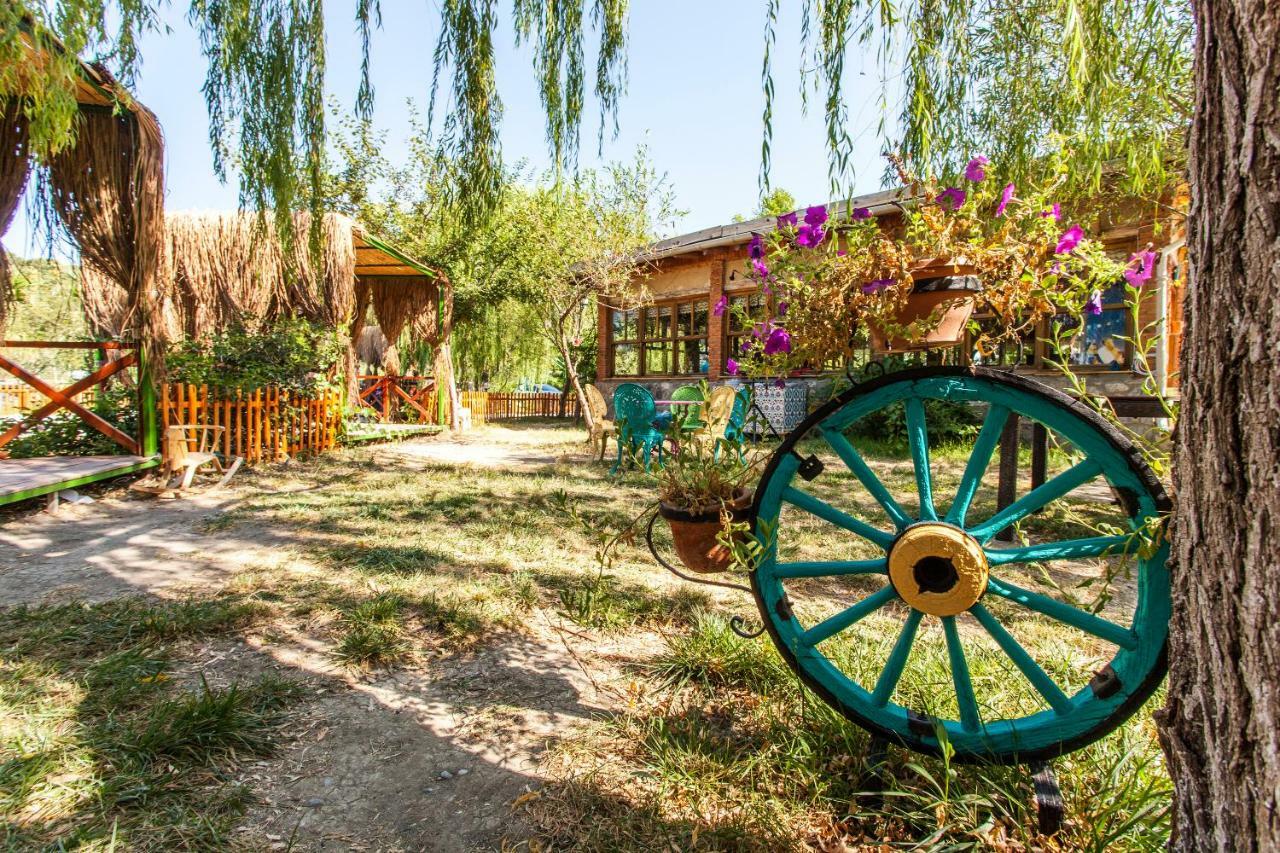 Bed and Breakfast Otantik Tas Ev Dalaman Zewnętrze zdjęcie